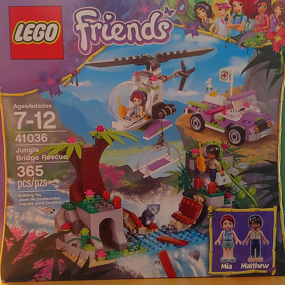 Lego Friends set 41036, Jungle Bridge Rescue.
